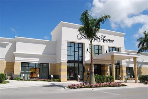 saks fifth avenue naples